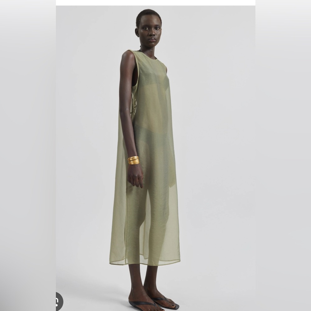 Frankie Shop Sheer Organza dress in green Sold
out. Never worn
